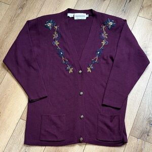 VTG Cottage Floral Embroidered Lambswool Purple Cardigan V-neck Womens Size L